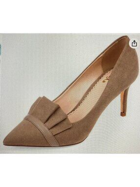 Journee Collection Women’s Marek Taupe Ruffle Pointed Toe Skinny Heels Size 9
